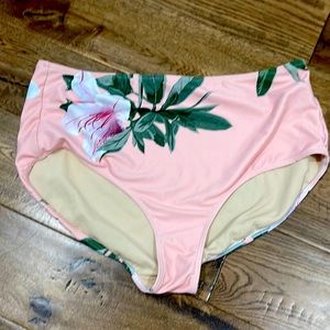 Albion Fit High Waisted Bottoms Like New